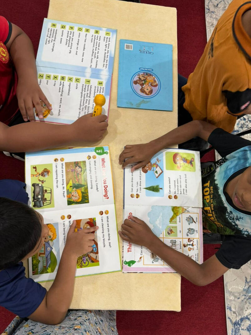 Kata-kata semangat untuk anak-anak. Anak-anak sedang membuat perbentangan untuk 3M dan STEAM, kelab emak ayah cakna anak pintar (KECAP) Malaysia Rohimah Mohamud